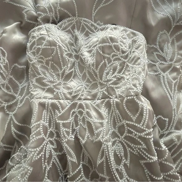 Theia Women's Pamela Embellished Mikado Strapless High Low Evening Gown Size 4 - Picture 14 of 15